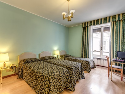 bedroom 3 - hotel king - rome, italy