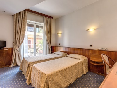 bedroom 2 - hotel king - rome, italy
