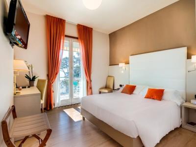 bedroom 2 - hotel best western regina elena - santa margherita ligure, italy