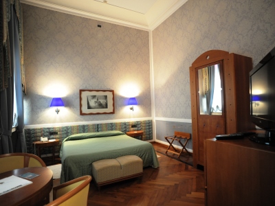 bedroom 2 - hotel grand ortigia - siracusa, italy