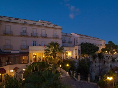 exterior view - hotel grand villa politi - siracusa, italy