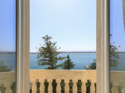suite 1 - hotel grand hotel des etrangers - siracusa, italy