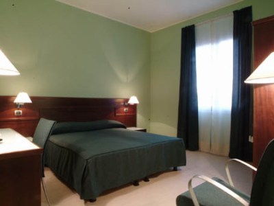 bedroom 1 - hotel panorama - siracusa, italy