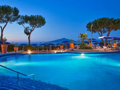 outdoor pool 1 - hotel hilton sorrento palace - sorrento, italy