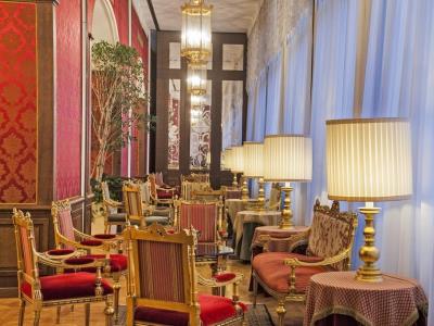 bar - hotel regina palace - stresa, italy