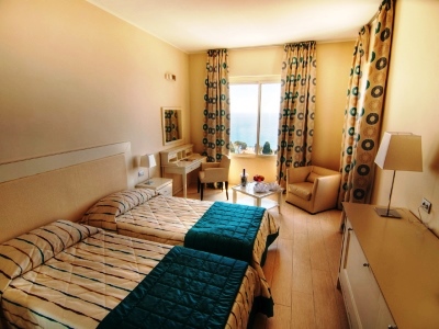 bedroom 6 - hotel hotel ariston - taormina, italy