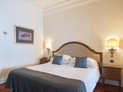 bedroom - hotel grand san pietro - taormina, italy