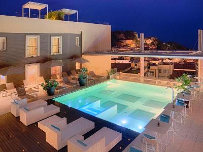 outdoor pool 1 - hotel nh collection - taormina, italy