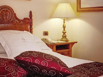 bedroom - hotel san domenico palace - taormina, italy