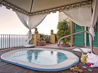 outdoor pool - hotel san domenico palace - taormina, italy