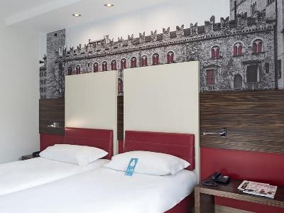 bedroom - hotel b and b hotel - trento, italy