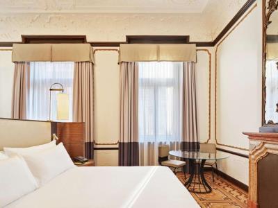 bedroom 1 - hotel doubletree by hilton trieste - trieste, italy