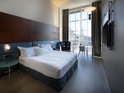 bedroom 1 - hotel doubletree by hilton turin lingotto - turin, italy