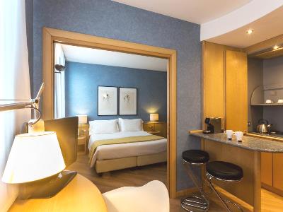suite - hotel best western plus executive and suites - turin, italy