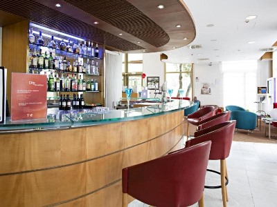 bar - hotel novotel corso giulio cesare - turin, italy