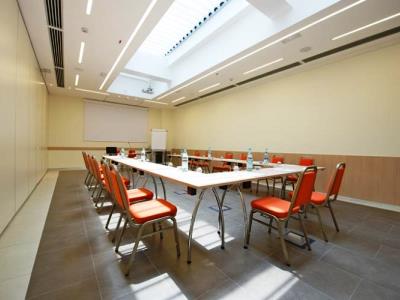 conference room 2 - hotel best western luxor - turin, italy