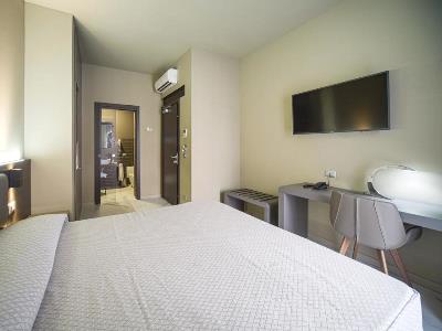 bedroom - hotel aaron - venice, italy