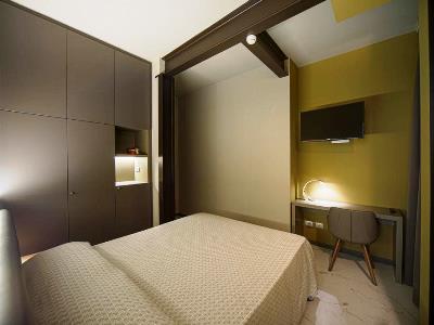 bedroom 3 - hotel aaron - venice, italy