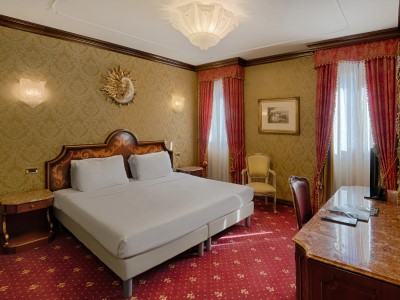 bedroom 3 - hotel nh venezia santa lucia - venice, italy