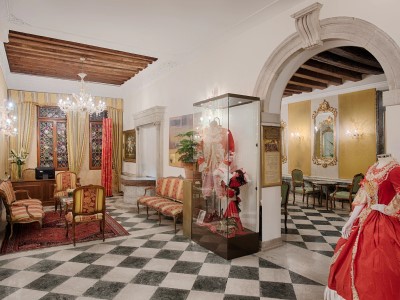 lobby 1 - hotel nh venezia santa lucia - venice, italy