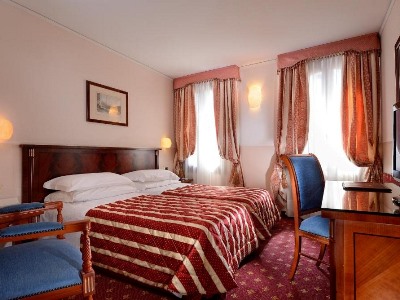 bedroom 1 - hotel albergo cavalletto and doge orseolo - venice, italy