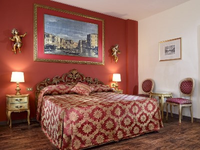 bedroom 2 - hotel amadeus - venice, italy