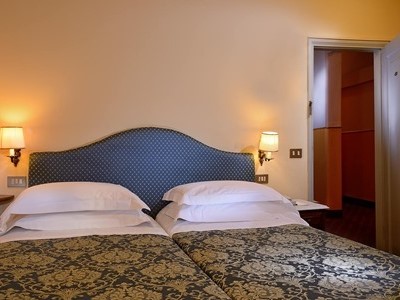 bedroom 4 - hotel albergo san marco - venice, italy