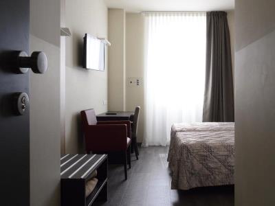 bedroom - hotel alexander - venice, italy