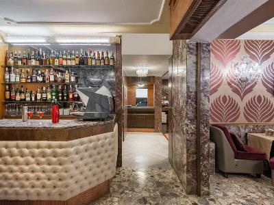 bar - hotel montecarlo - venice, italy