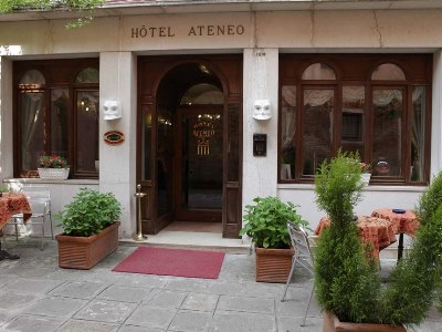 exterior view 1 - hotel ateneo - venice, italy