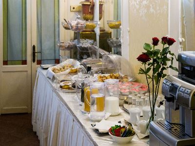 breakfast room - hotel san giorgio - venice, italy