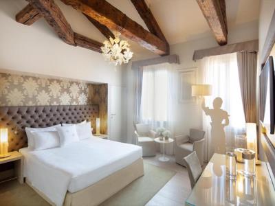 bedroom 2 - hotel palazzo barocci - venice, italy