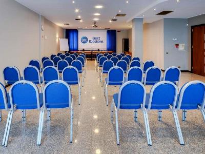 conference room - hotel best western turismo - verona, italy