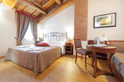 deluxe room 1 - hotel villa malaspina - verona, italy