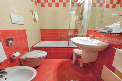 bathroom - hotel villa malaspina - verona, italy