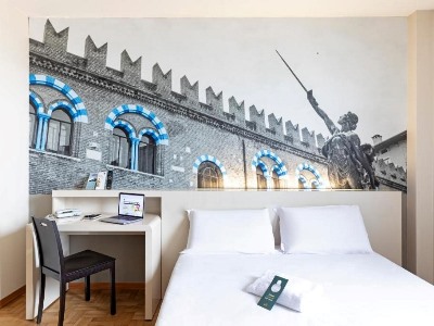 bedroom - hotel b and b hotel verona - verona, italy