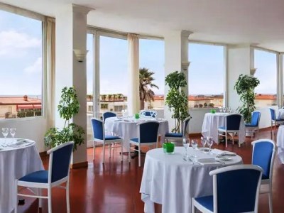 restaurant - hotel sina astor - viareggio, italy