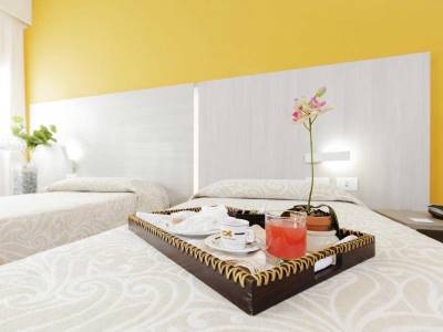 bedroom 4 - hotel alfa fiera - vicenza, italy