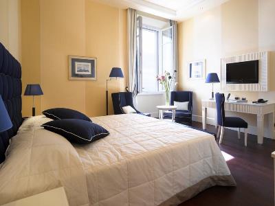 bedroom - hotel grand hotel palazzo - livorno, italy