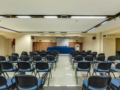 conference room - hotel best western rocca - cassino, italy