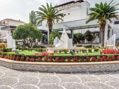 exterior view - hotel best western rocca - cassino, italy