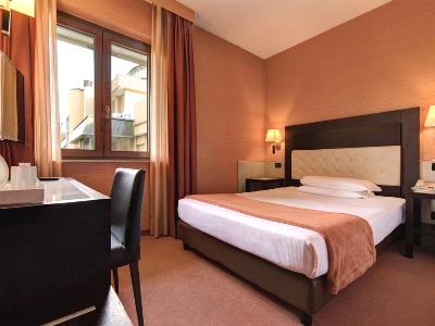 bedroom - hotel best western gorizia palace - gorizia, italy