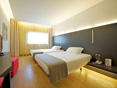 bedroom 1 - hotel mercure nerocubo - rovereto, italy