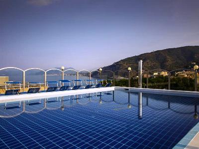 outdoor pool - hotel grande albergo - sestri levante, italy