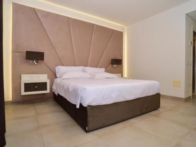 bedroom 1 - hotel m2 - campi bisenzio, italy