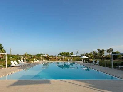 outdoor pool - hotel masseria mongio dell'elefante - otranto, italy
