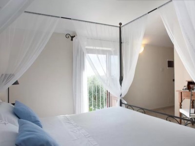 bedroom 1 - hotel masseria panareo - otranto, italy