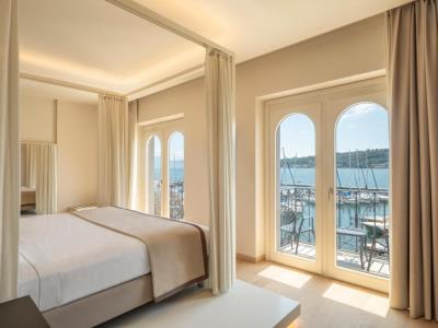 bedroom - hotel bellerive lifestyle - salo, italy