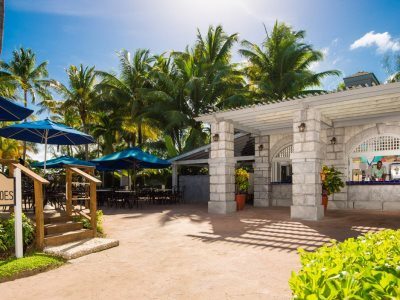 bar - hotel hilton rose hall resort and spa - montego bay, jamaica