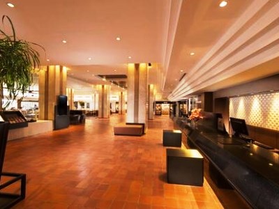 lobby - hotel doubletree by hilton naha shuri castle - okinawa island, japan
